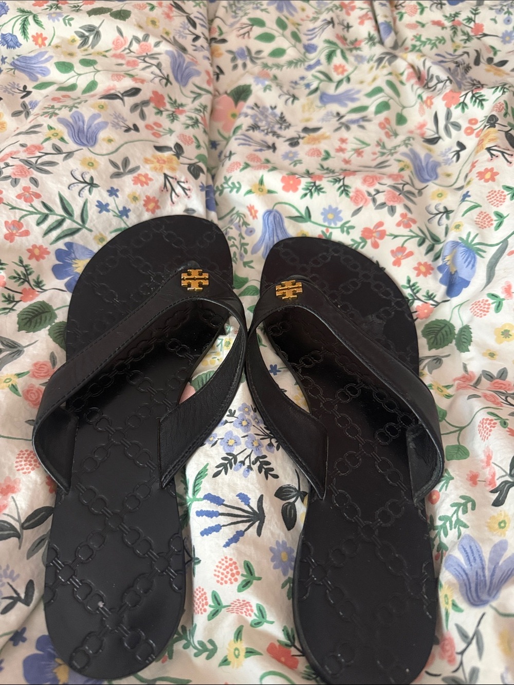 Tory Burch Black Logo-Embossed Leather Thong Sandals with Gold Emblem
